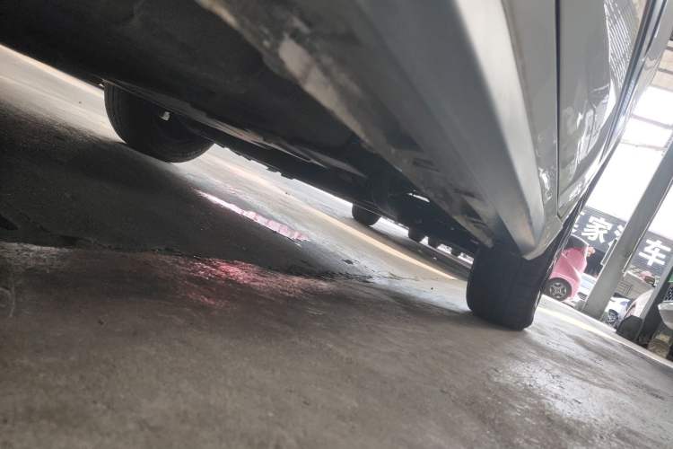 Used Baojun E200 2020 305KM Smart Drive Version Right Side Sill