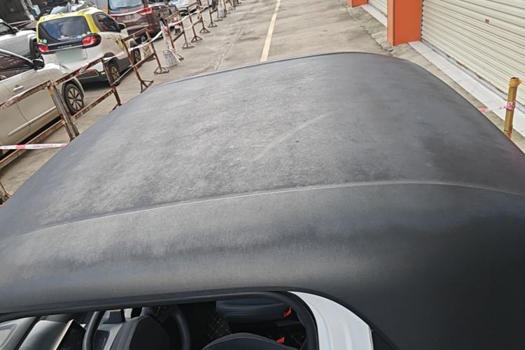 Used Baojun E200 2020 305KM Smart Drive Version Roof