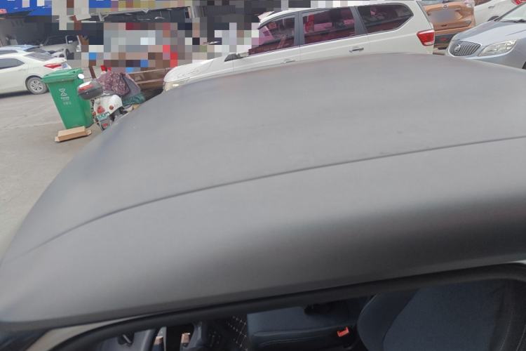 Used Baojun E200 2020 305KM Smart Drive Version Roof