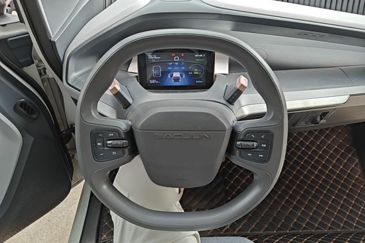 Used Baojun E200 2020 305KM Smart Drive Version Steering Wheel