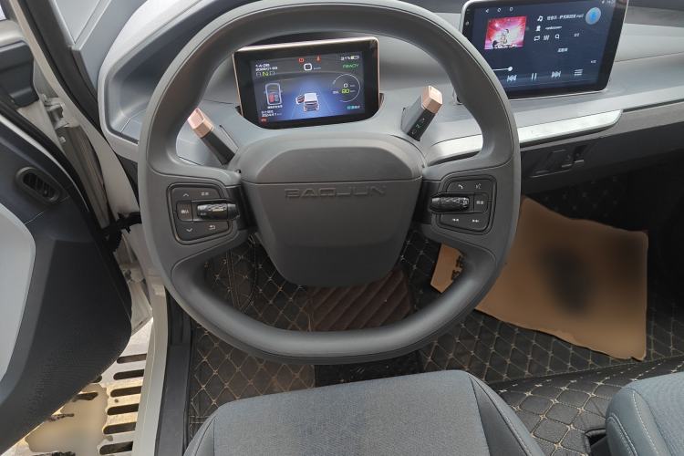 Used Baojun E200 2020 305KM Smart Drive Version Steering Wheel