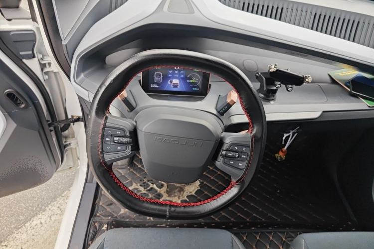 Used Baojun E200 2020 305KM Smart Drive Version Steering Wheel