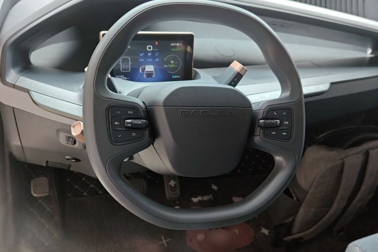 Used Baojun E200 2020 305KM Smart Drive Version Steering Wheel