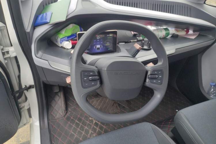 Used Baojun E200 2020 305KM Smart Drive Version Steering Wheel