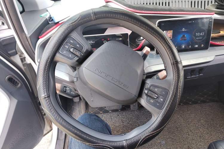 Used Baojun E200 2020 305KM Smart Drive Version Steering Wheel