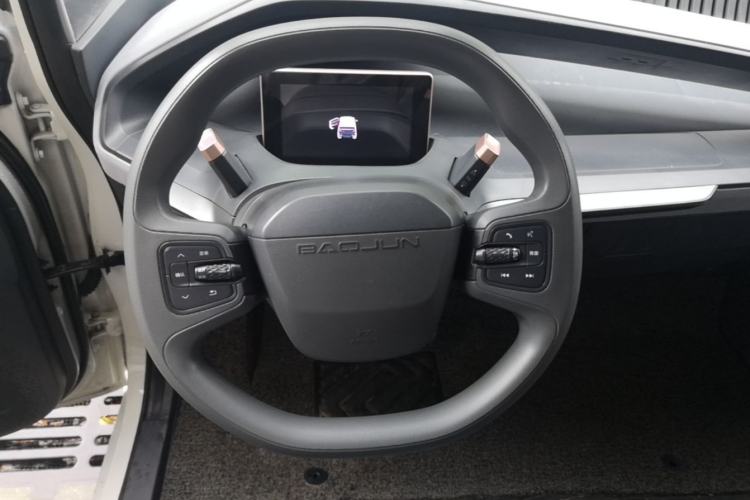 Used Baojun E200 2020 305KM Smart Drive Version Steering Wheel