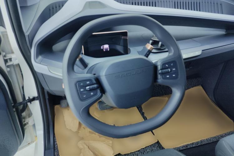 Used Baojun E200 2020 305KM Smart Drive Version Steering Wheel
