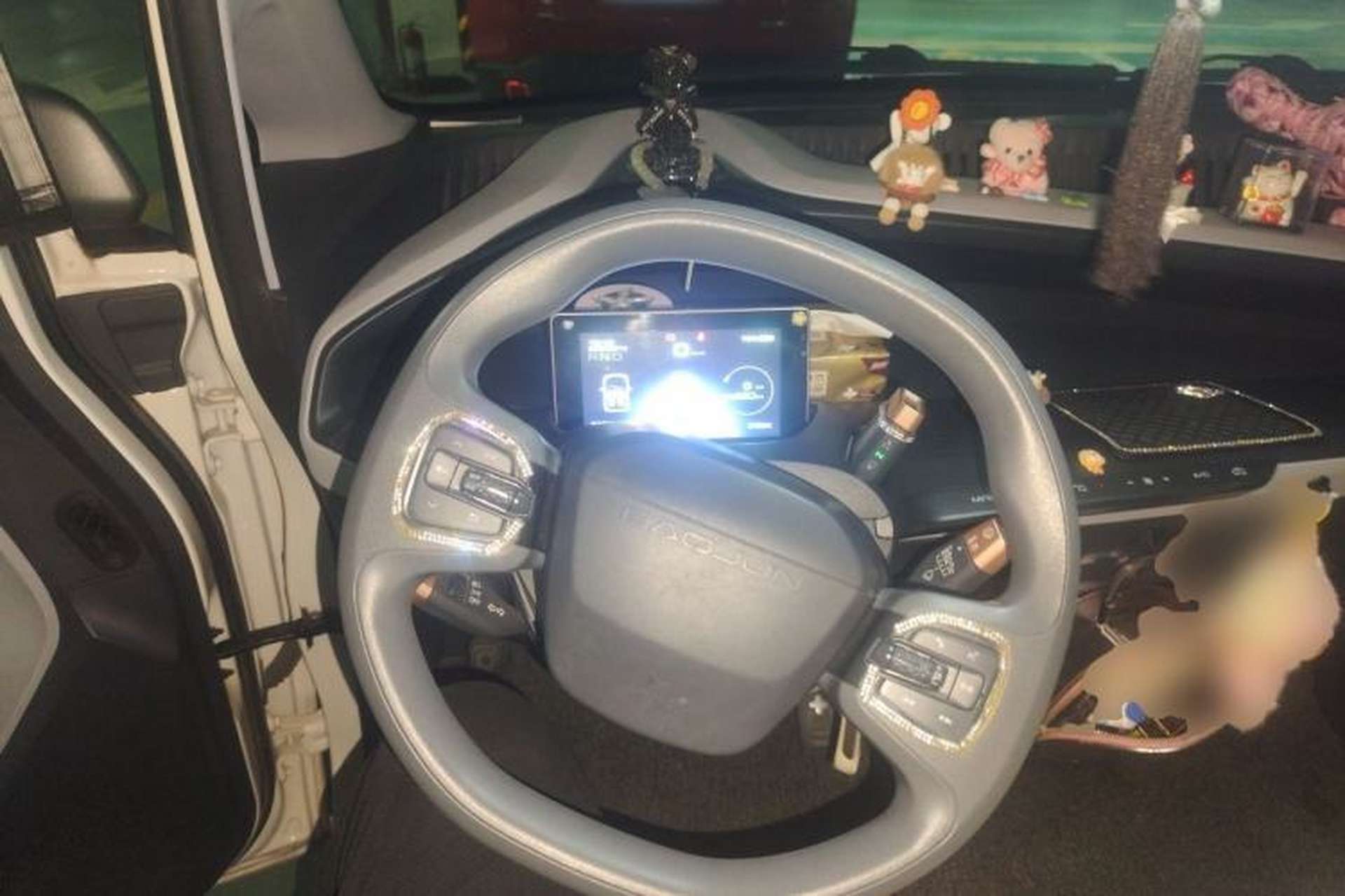 Used Baojun E200 2020 305KM Smart Drive Version Steering Wheel