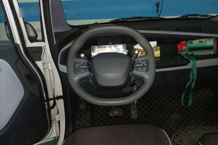 Used Baojun E200 2020 305KM Smart Drive Version Steering Wheel