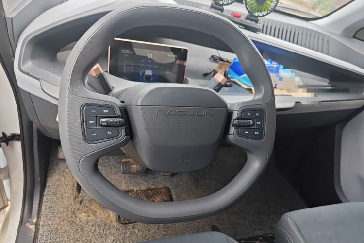 Used Baojun E200 2020 305KM Smart Drive Version Steering Wheel