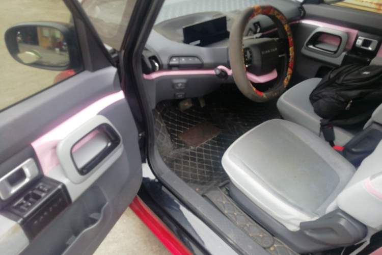 Used Baojun E300 2020 Star Travel Edition Driver Seat