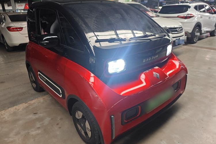 Used Baojun E300 2020 Star Travel Edition Front Right 45 Deg