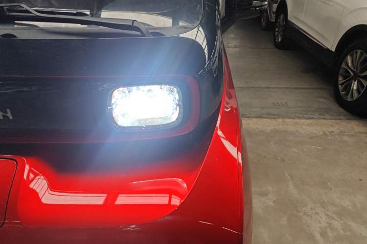 Used Baojun E300 2020 Star Travel Edition Left Front Headlight