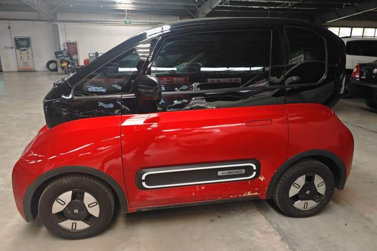 Used Baojun E300 2020 Star Travel Edition Left Side