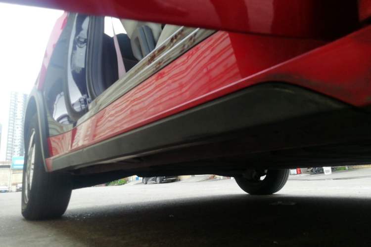 Used Baojun E300 2020 Star Travel Edition Right Side Sill