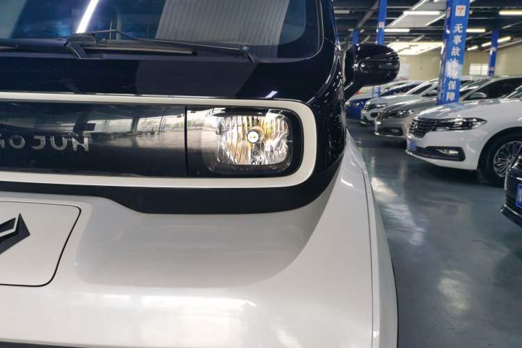 Used Baojun E300 2020 Plus Interstellar Smart Edition Left Front Headlight