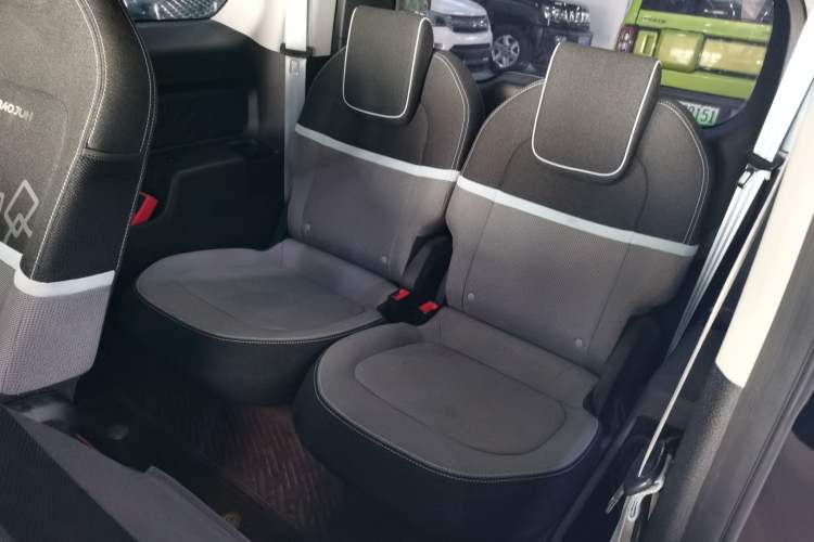 Used Baojun E300 2020 Plus Interstellar Smart Edition Left Rear Seat