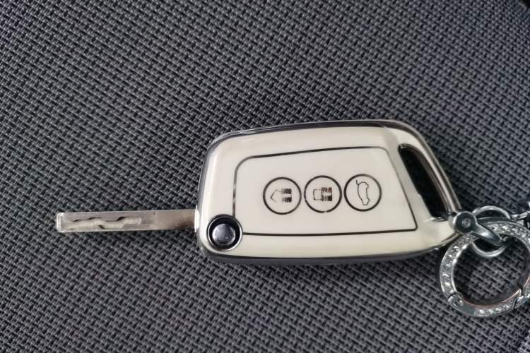 Used Baojun E300 2020 Plus Interstellar Smart Edition Vehicle Key