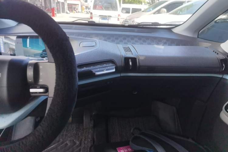 Used Baojun E300 2020 Plus Interstellar Smart Edition Audio And AC Panel