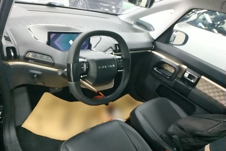 Used Baojun E300 2020 Plus Starry Intelligence Edition Center Console