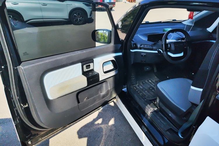 Used Baojun E300 2020 Plus Interstellar Smart Edition Driver Seat