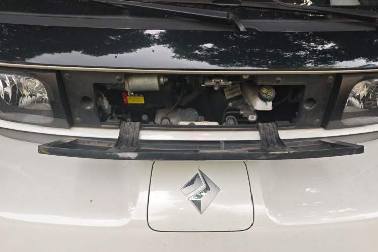 Used Baojun E300 2020 Plus Interstellar Smart Edition Engine Bay