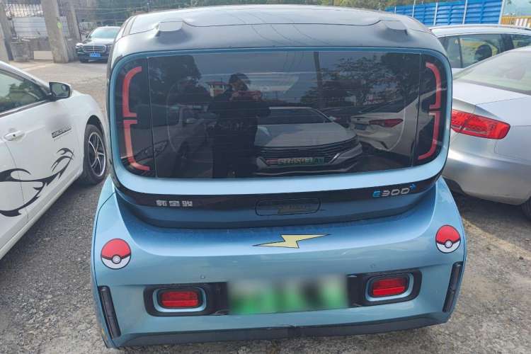 Used Baojun E300 2020 Plus Interstellar Future Edition Exterior 4