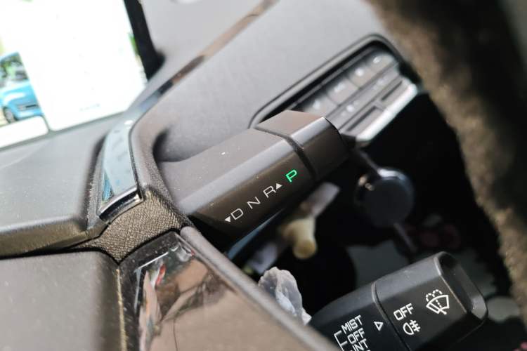 Used Baojun E300 2020 Plus Interstellar Smart Edition Gear Lever