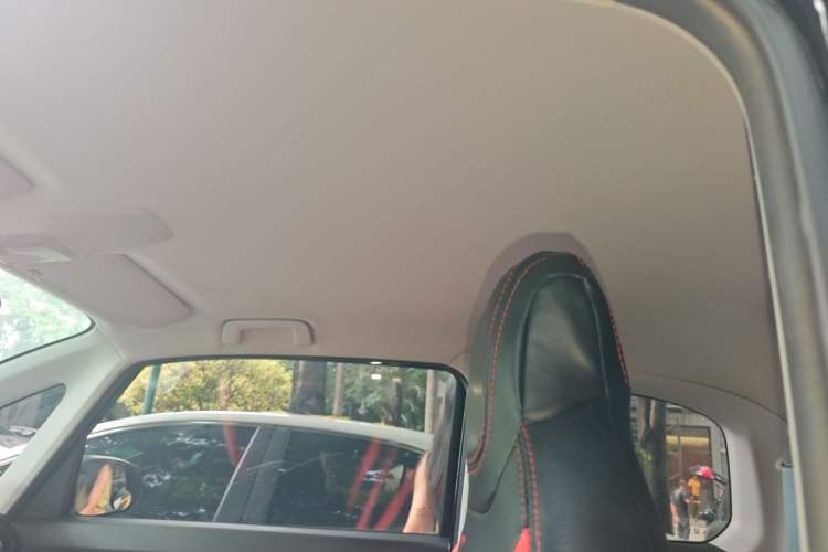 Used Baojun E300 2020 Plus Interstellar Smart Edition Headliner