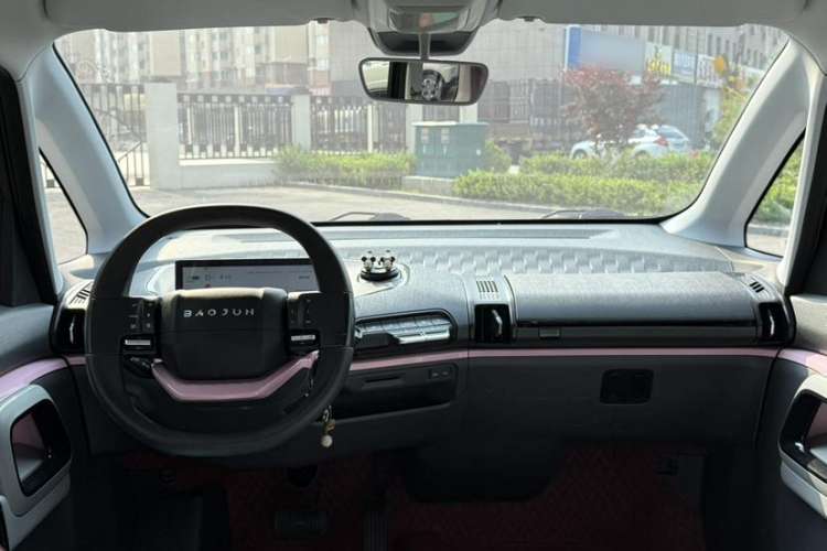Used Baojun E300 2020 Plus Interstellar Smart Edition Interior 1