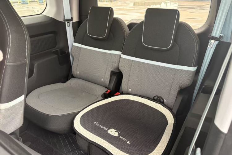 Used Baojun E300 2020 Plus Interstellar Smart Edition Interior 2