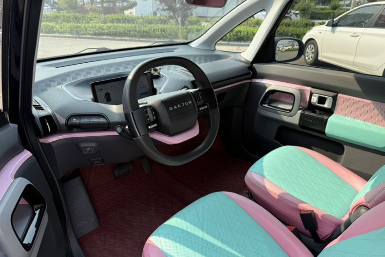 Used Baojun E300 2020 Plus Interstellar Smart Edition Interior 2