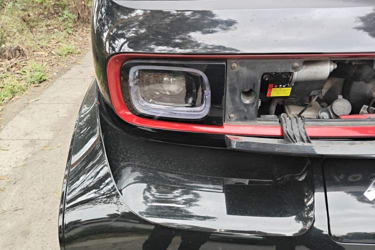 Used Baojun E300 2020 Plus Starry Intelligence Edition Right Front Headlight