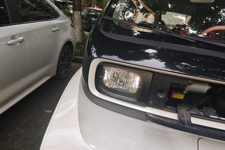 Used Baojun E300 2020 Plus Interstellar Smart Edition Right Front Headlight