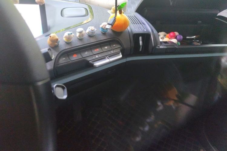 Used Baojun E300 2020 Plus Interstellar Smart Edition Audio And AC Panel