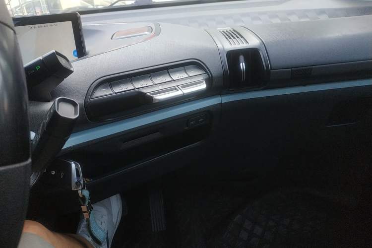 Used Baojun E300 2020 Plus Interstellar Smart Edition Audio And AC Panel