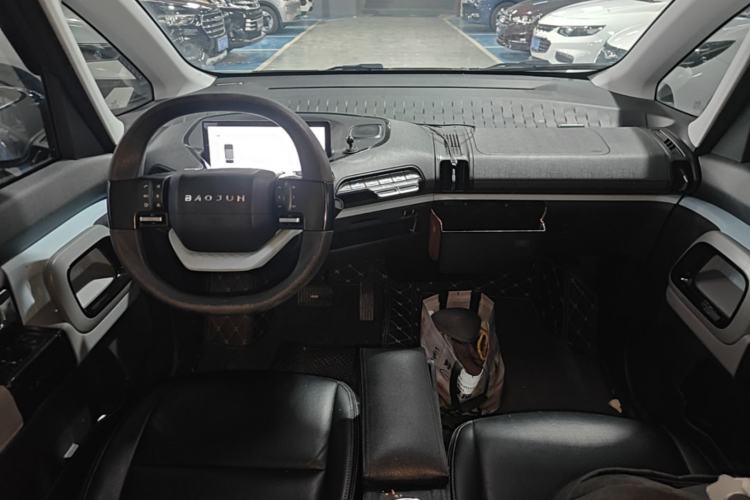 Used Baojun E300 2020 Plus Starry Intelligence Edition Center Console