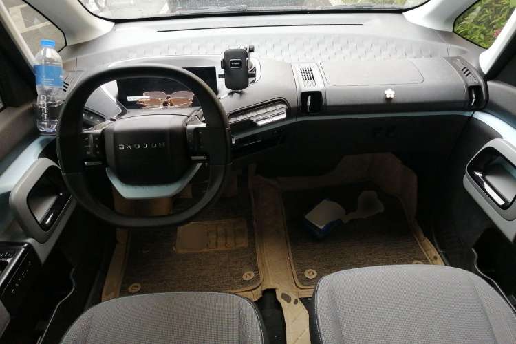Used Baojun E300 2020 Plus Starry Intelligence Edition Center Console