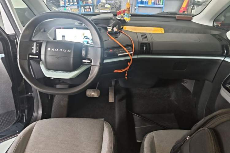 Used Baojun E300 2020 Plus Starry Intelligence Edition Center Console