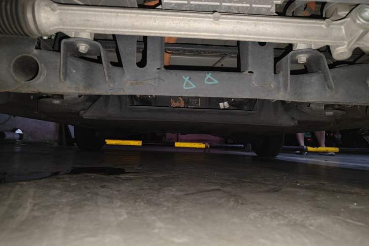 Used Baojun E300 2020 Star Travel Edition Chassis Front