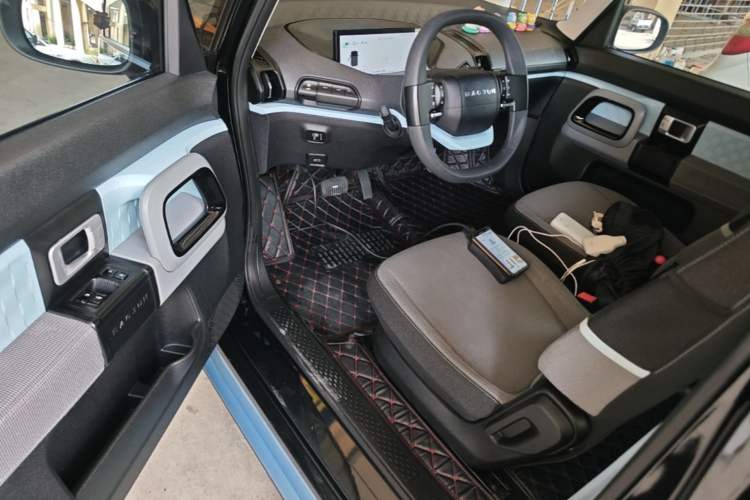 Used Baojun E300 2020 Plus Interstellar Smart Edition Driver Seat