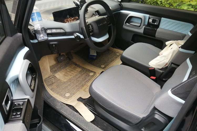 Used Baojun E300 2020 Plus Starry Intelligence Edition Driver Seat