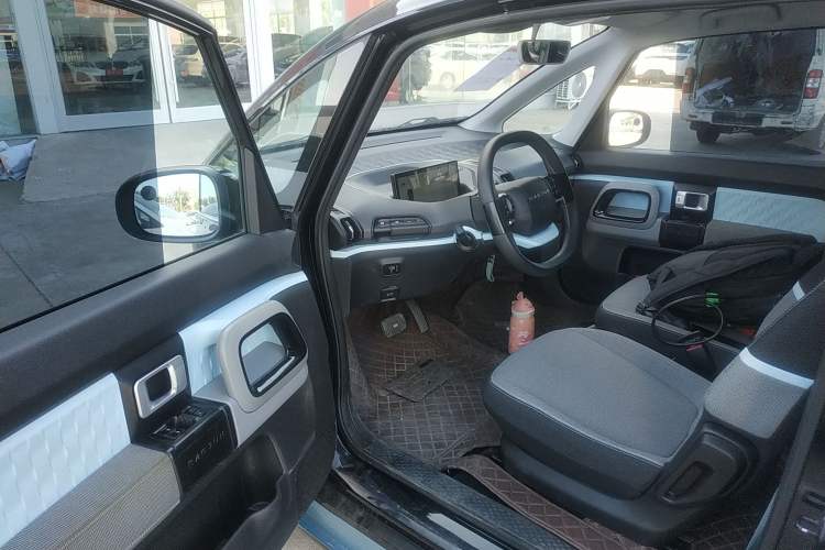 Used Baojun E300 2020 Plus Interstellar Smart Edition Driver Seat