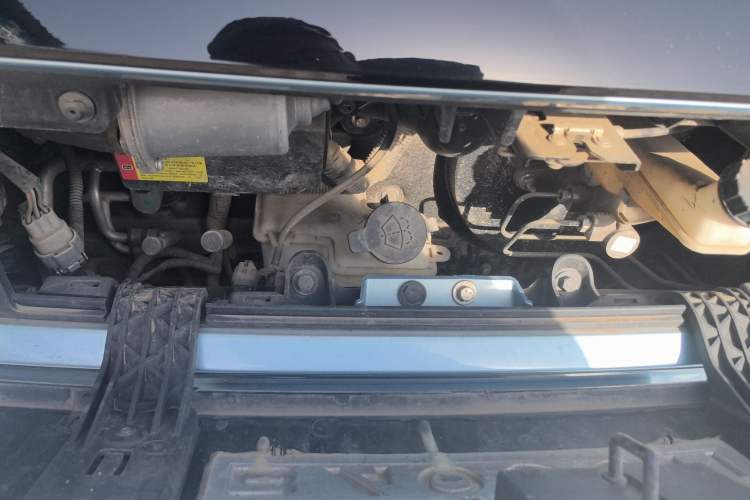 Used Baojun E300 2020 Plus Interstellar Smart Edition Engine Bay