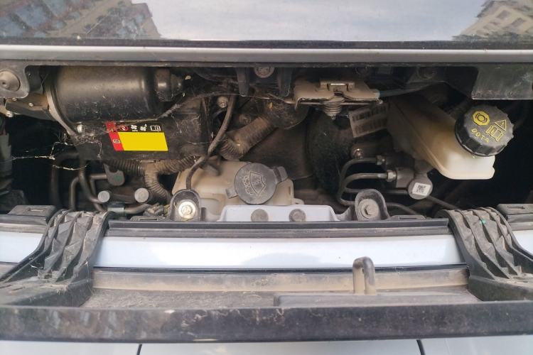 Used Baojun E300 2020 Plus Starry Intelligence Edition Engine Bay