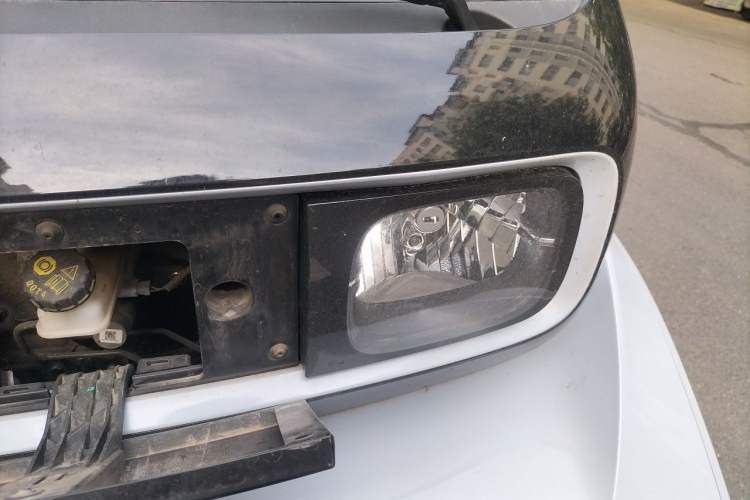 Used Baojun E300 2020 Plus Starry Intelligence Edition Engine Bay Left