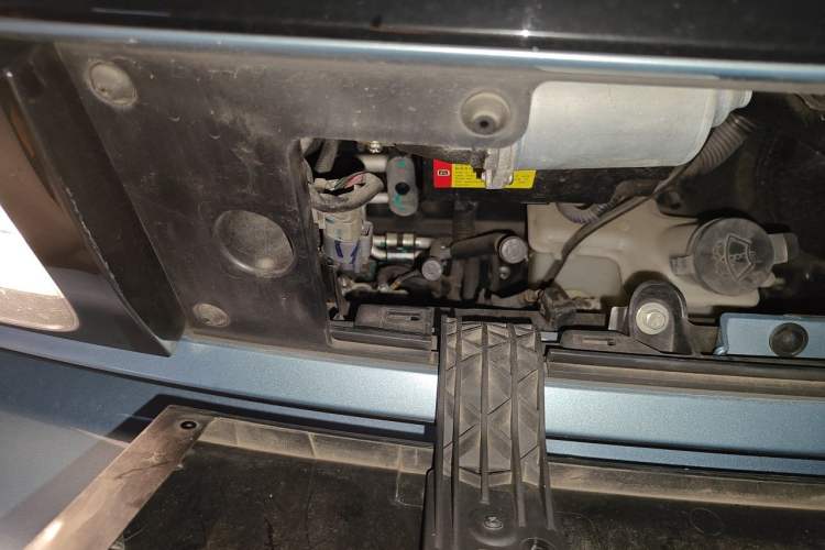 Used Baojun E300 2020 Star Travel Edition Engine Bay Right