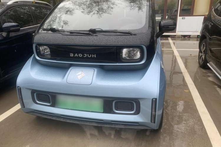 Used Baojun E300 2020 Plus Interstellar Smart Edition Exterior 1