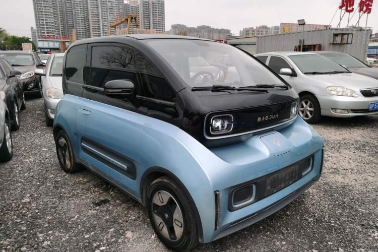 Used Baojun E300 2020 Plus Starry Intelligence Edition Exterior 1