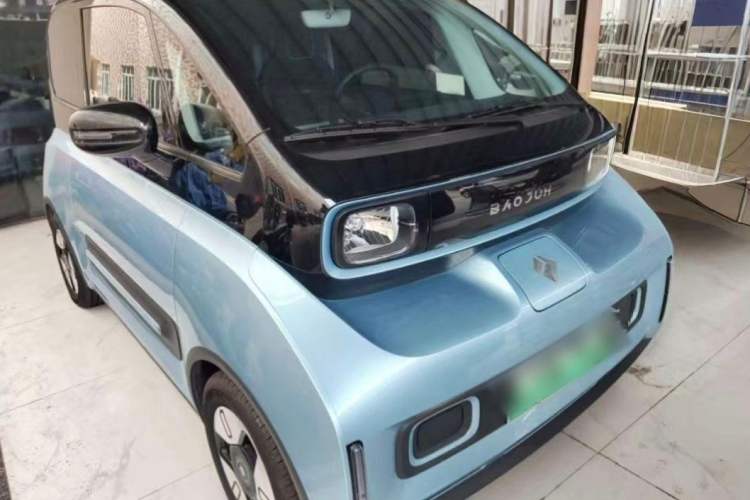Used Baojun E300 2020 Plus Interstellar Smart Edition Exterior 2